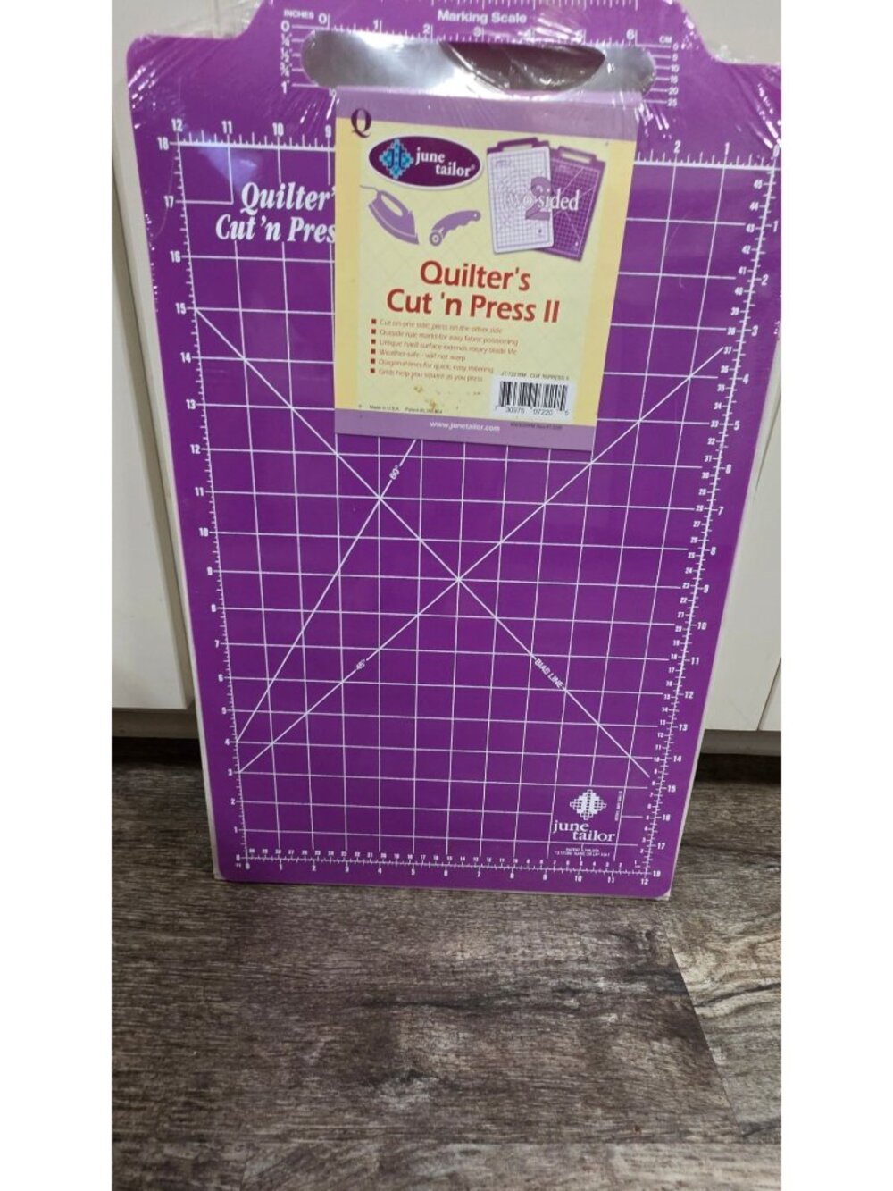 JUNE TAILOR QUILTER’S CUT ‘N PRESS II 2 BOARD 12X18  MAT IRONING GRIDS CUSHION